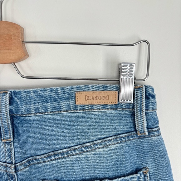 BlankNYC Baxter Ribcage Straight Leg Distressed Jeans 25 - Picture 11 of 14